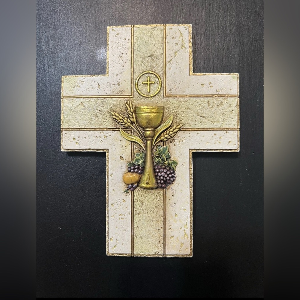 NIB 1st Communion Cross with Cup Fruit Image 7” Roman Inc Wall Decor Beige Gold